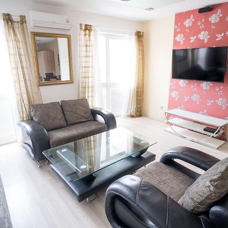 Apartment Vodni With Parking Бърно Екстериор снимка